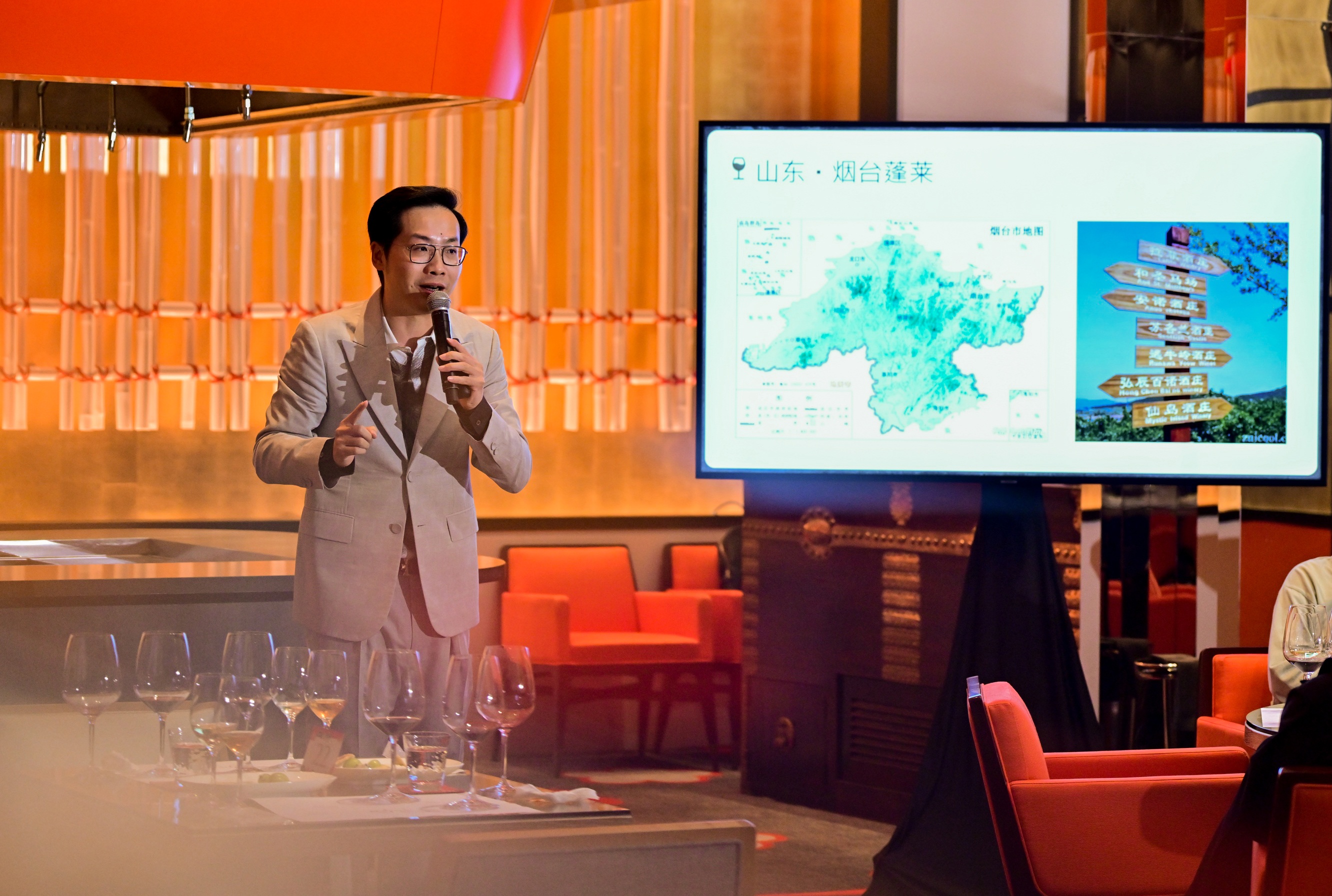 永利舉辦全球大型以國際標(biāo)準評審的中國葡萄酒大賽